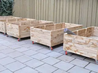 Plantekasse-"husmand" byggesæt - egetræ
