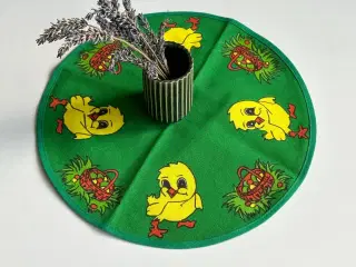 Retro lysedug m påskekyllinger, Ø28 cm