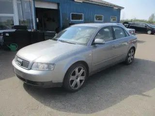 Audi A4 3,0 V6 quattro