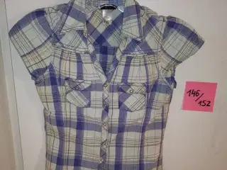 Fin skjortebluse i str 146-152