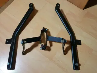 Givi Wingrack beslag til Suzuki VX 800