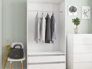 Klædeskab 100x50x200 cm konstrueret træ hvid