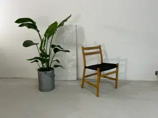 Hans J. Wegner stol CH47
