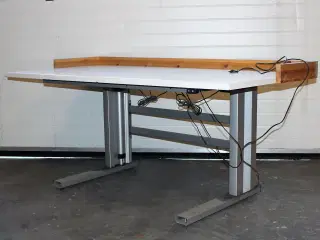 Brugt Hæve- sænkebord