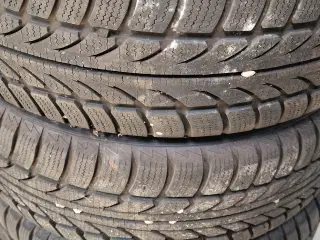 Mitsubishi carisma