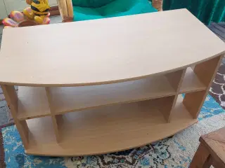 TVbord sælges