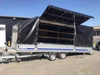 Lukket Autotrailer 