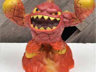 Skylanders Giants Lightcore Eruptor