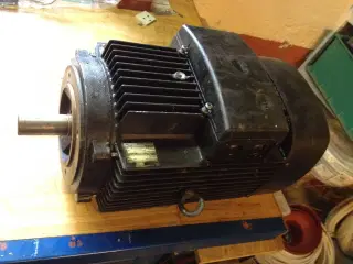 Grundfos 4  kw pumpemotor, 2900 omdr