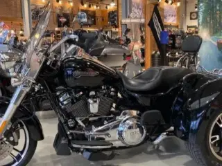 Harley Davidson FLRT Freewheeler Trike 114"