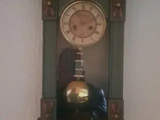 Væghængt ur