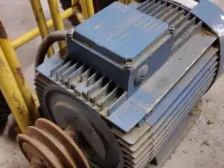 Elmotor
