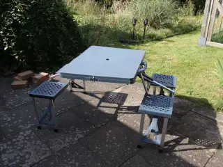 Bord og bænkesæt