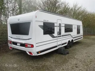 2025 - LMC Exquisit 695