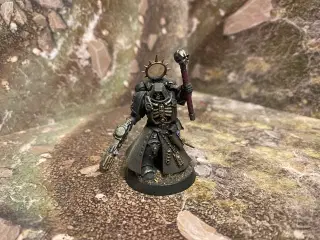 Warhammer Chaplain