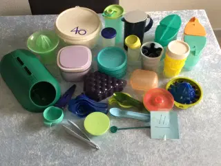 Tupperware alle mulige bøtter m.m 