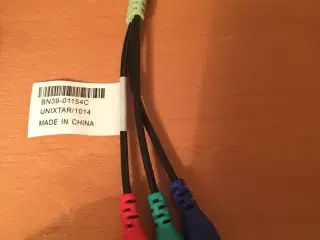 Component-adapter original til Samsung LED TV