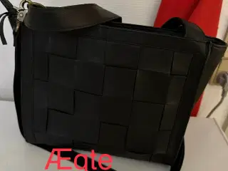 sort læder taske ny fast pris 