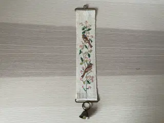 Broderet klokkestreng med fugle