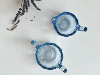Lyseblåt glas, kraftigt sæt, NB kandens tud