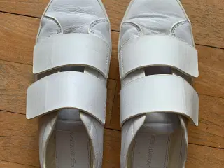 Lacoste sneakers 