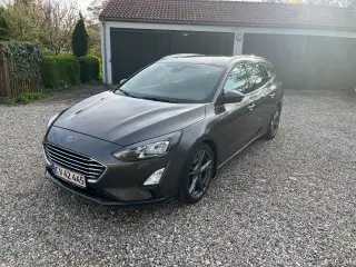 Ford Focus 1,5 EcoBlue Titanium Business stc. aut.