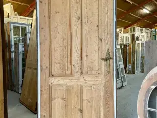 Original, afsyret Dannebrogsdør m. langskilte