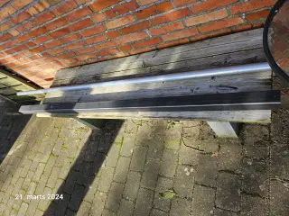 2 stk. 60x60 mm firkantrør jern 2 mtr.