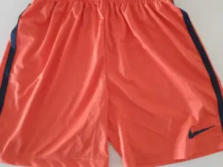 Shorts i str 176