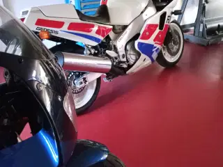 Yamaha fzr 1000
