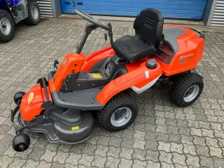 Husqvarna R214C Rider