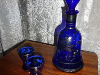 Karaffel med 2 glas