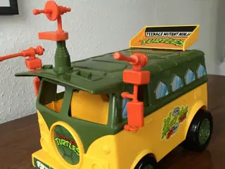 Ninja Turtles Classic Party Wagon
