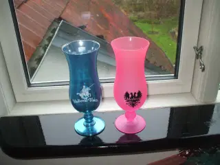 Farvet glas