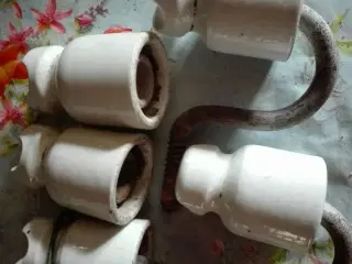 5 stk. porcelænsklokker fra elmaster