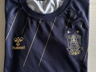 Sportstøj, Bluse Hummel str. 140