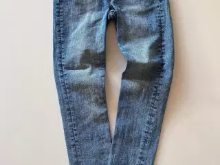 H&M skinny fit stretch jeans, str. 134 - NYE!