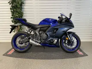 Yamaha R7 35Kw - Icon Blue