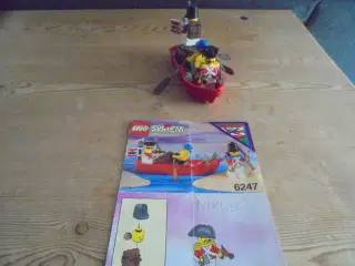 LEGO 6247 Pirates Imperial Guards:6247 Bounty Boat