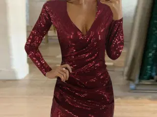 Kjole-Sequin(fest)i wine red/ Medium og large