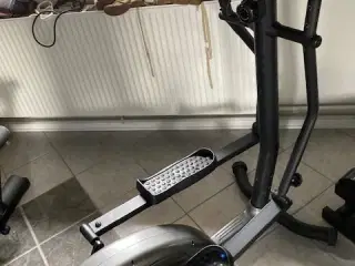 Cross trainer sælges "Kilberry" ( flyttesalg ).