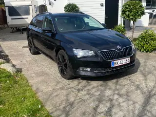 Skoda superb stationscar