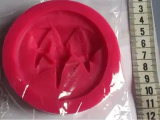 Cupcake topper klo mould..