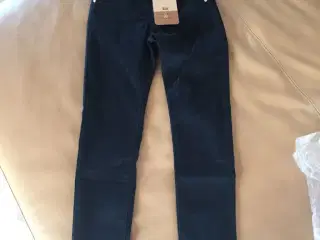 Claire Slim Fit sorte bukser