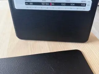 Phillips radio