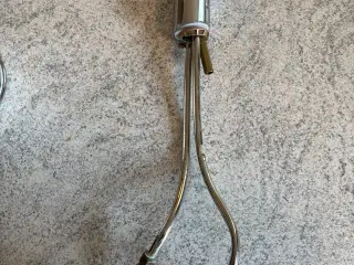 Hansgrohe armatur og firkantet håndvask