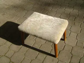 Fodskammel med Teak Ben og Blomstret stof 