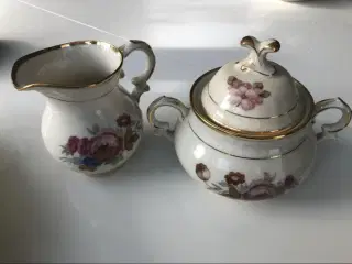 Sukker og flødekande fra Københavns porcelæn maler