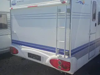 2005 Hobby 