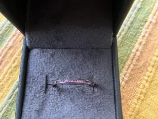 Mads Z sølvring med pink sten